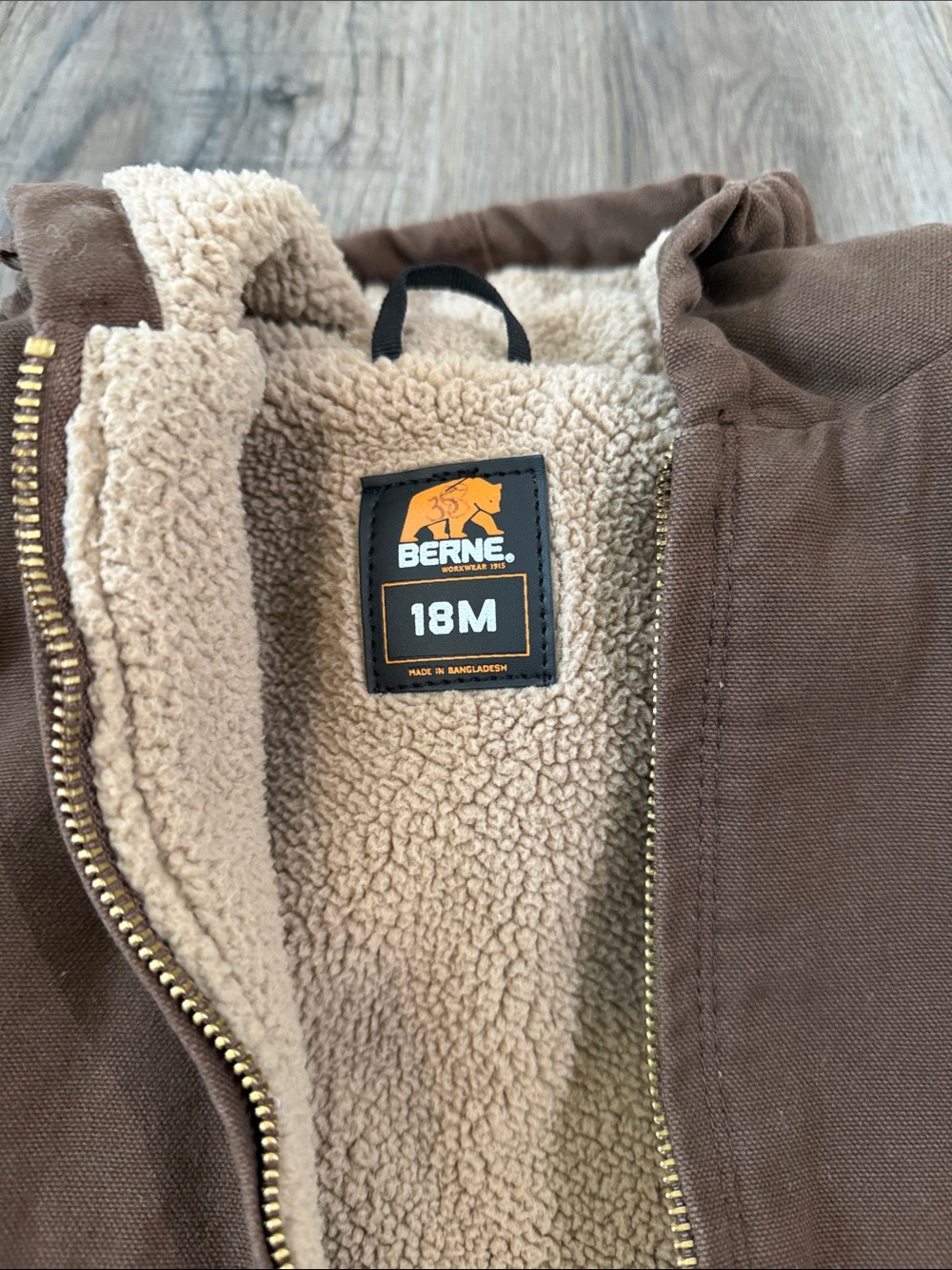 Berne jacket - Picture 2 of 4